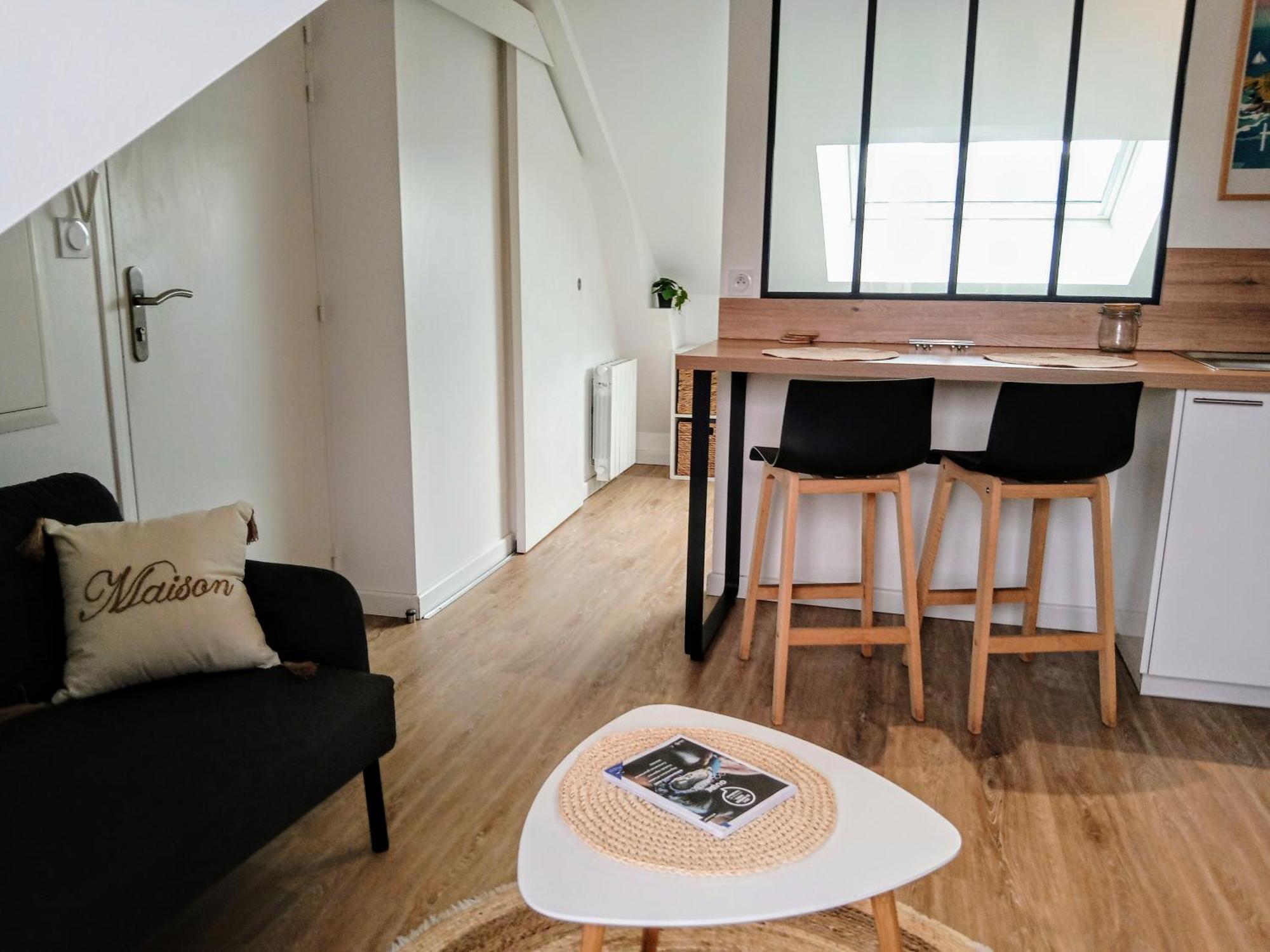 Les Studios De La Gare Linge Cafe The Inclus Wifi Vannes Exterior photo