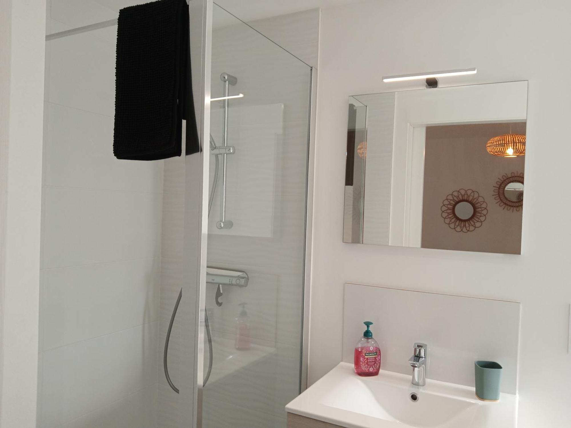 Les Studios De La Gare Linge Cafe The Inclus Wifi Vannes Room photo
